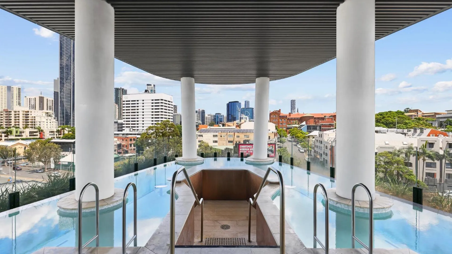 בריסביין Chic 1-Bedroom Apartment With Pool And Gym 0*,